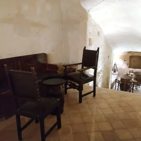 Casa Masiello La Casa Tipica Dei Sassi Di *