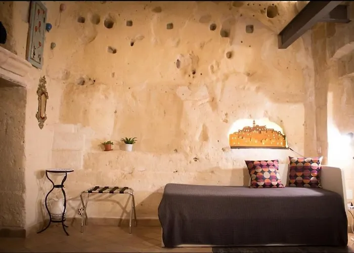 Casa Masiello La Casa Tipica Dei Sassi Di アパート